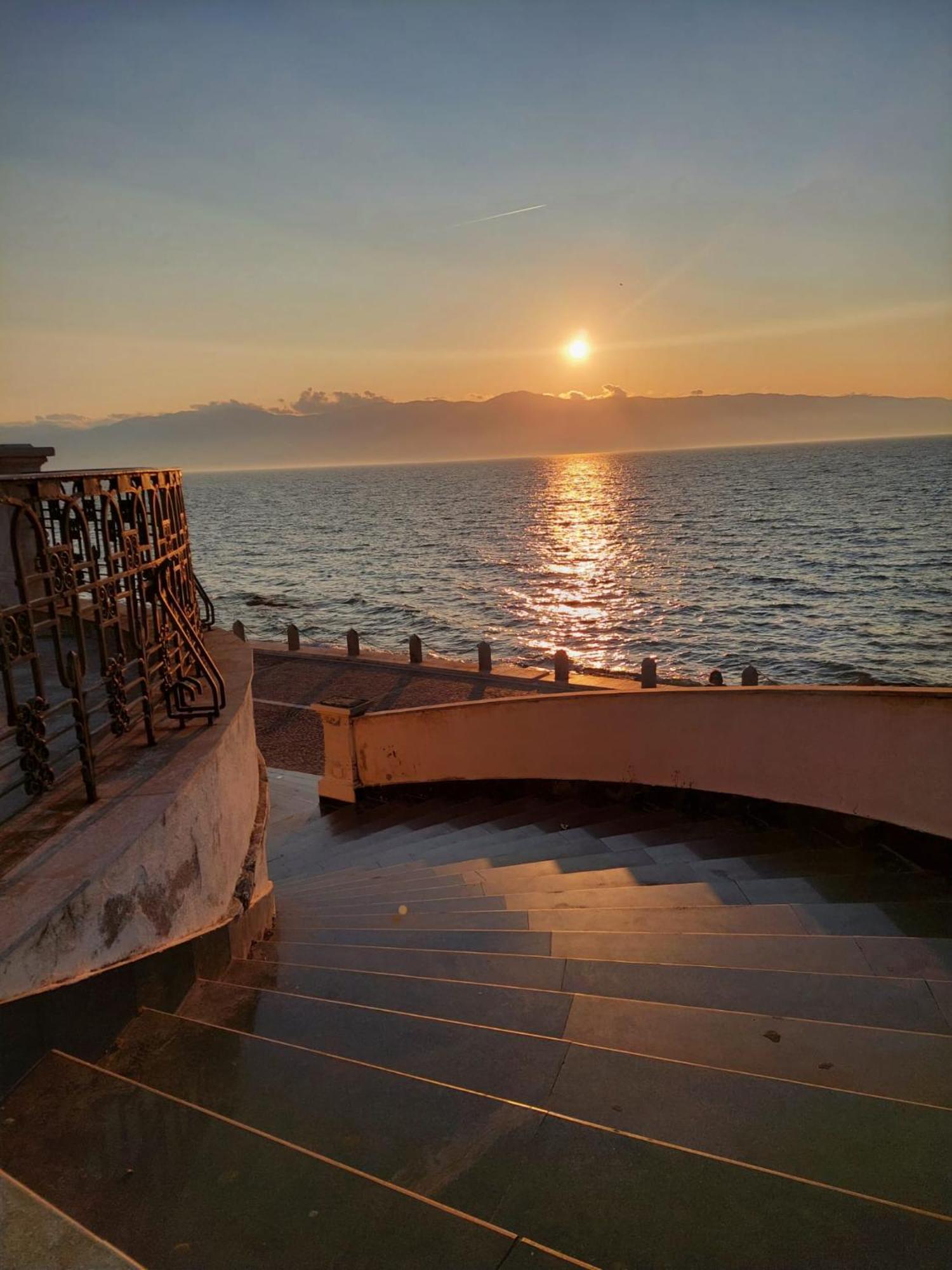 Strettomare-Business & Travel Apartment Reggio di Calabria Exteriér fotografie